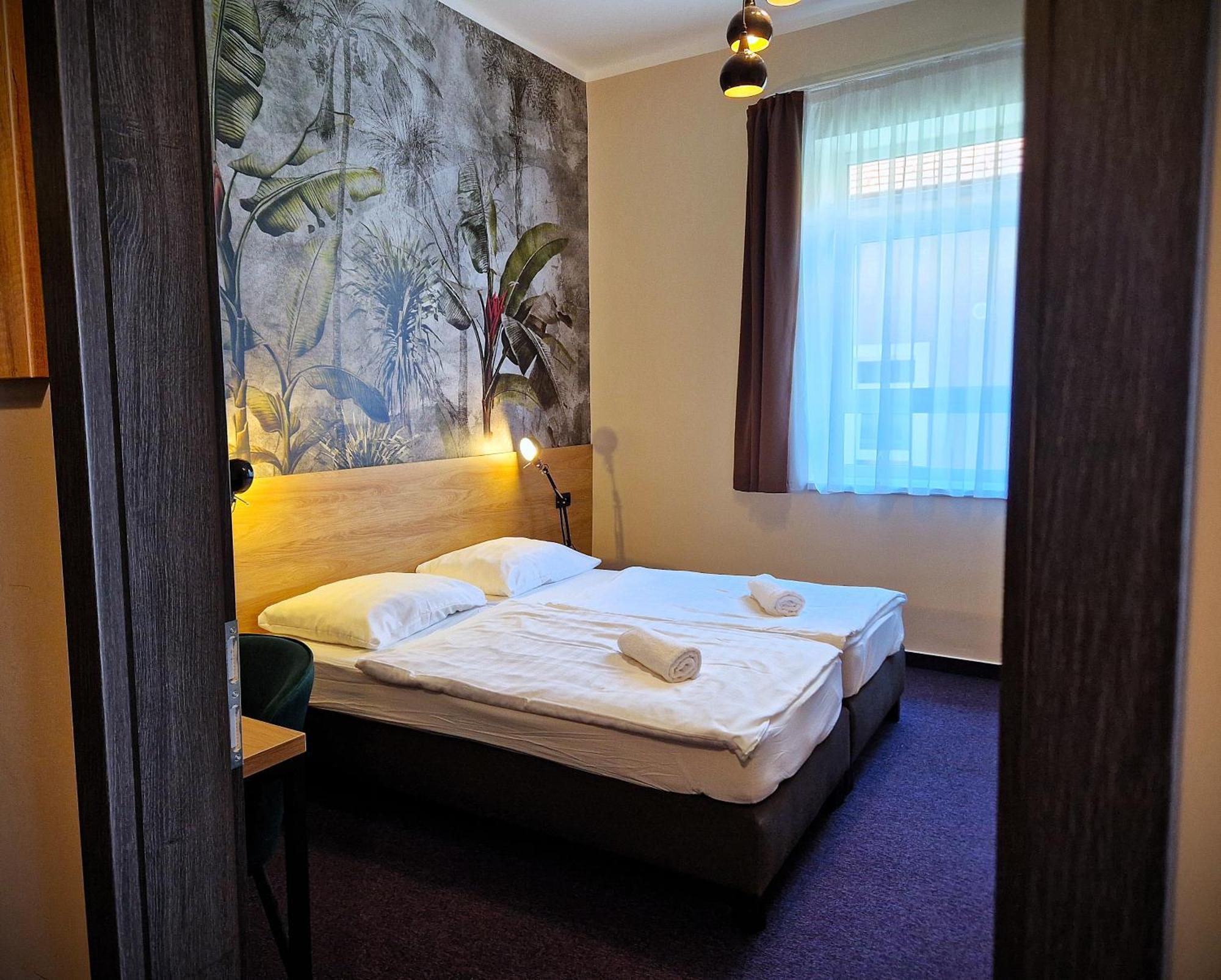 Garda Hotel Σζομπαθέλι Εξωτερικό φωτογραφία